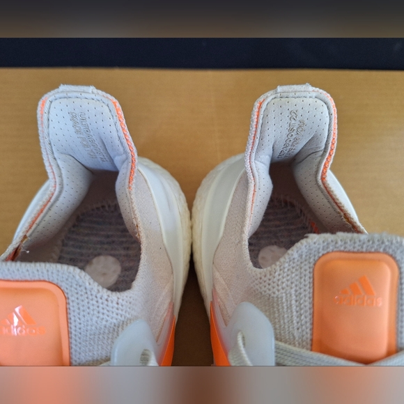 Adidas Ultraboost 22 Size 8.5 Aluminum Beam Orange GX6666**No Insole** - Picture 12 of 13